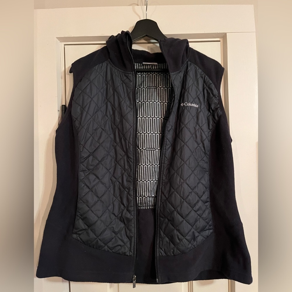 Columbia Hooded Vest | Color: Black, Size: XL